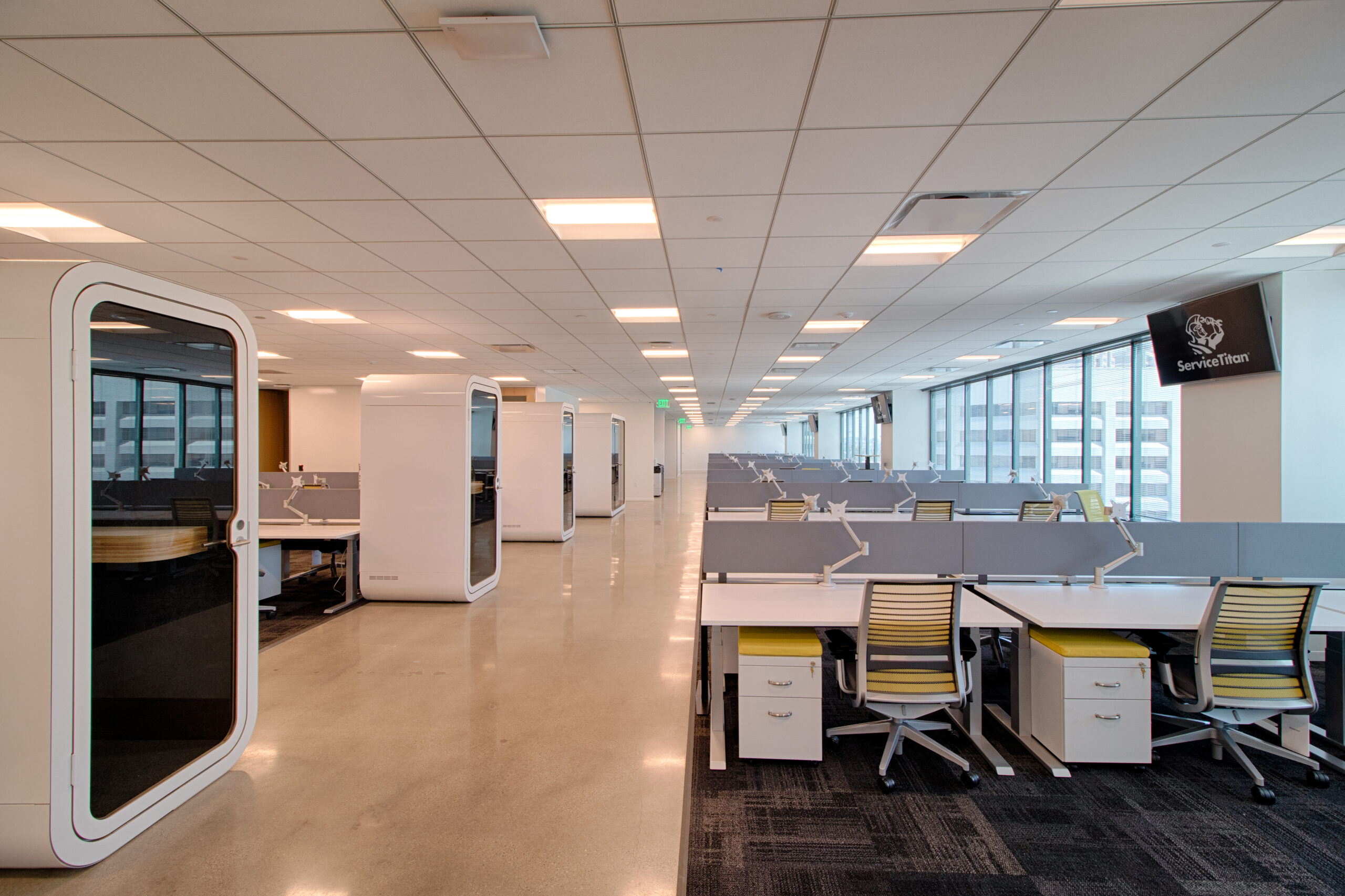 IMG 1395 HDR w screen overlays